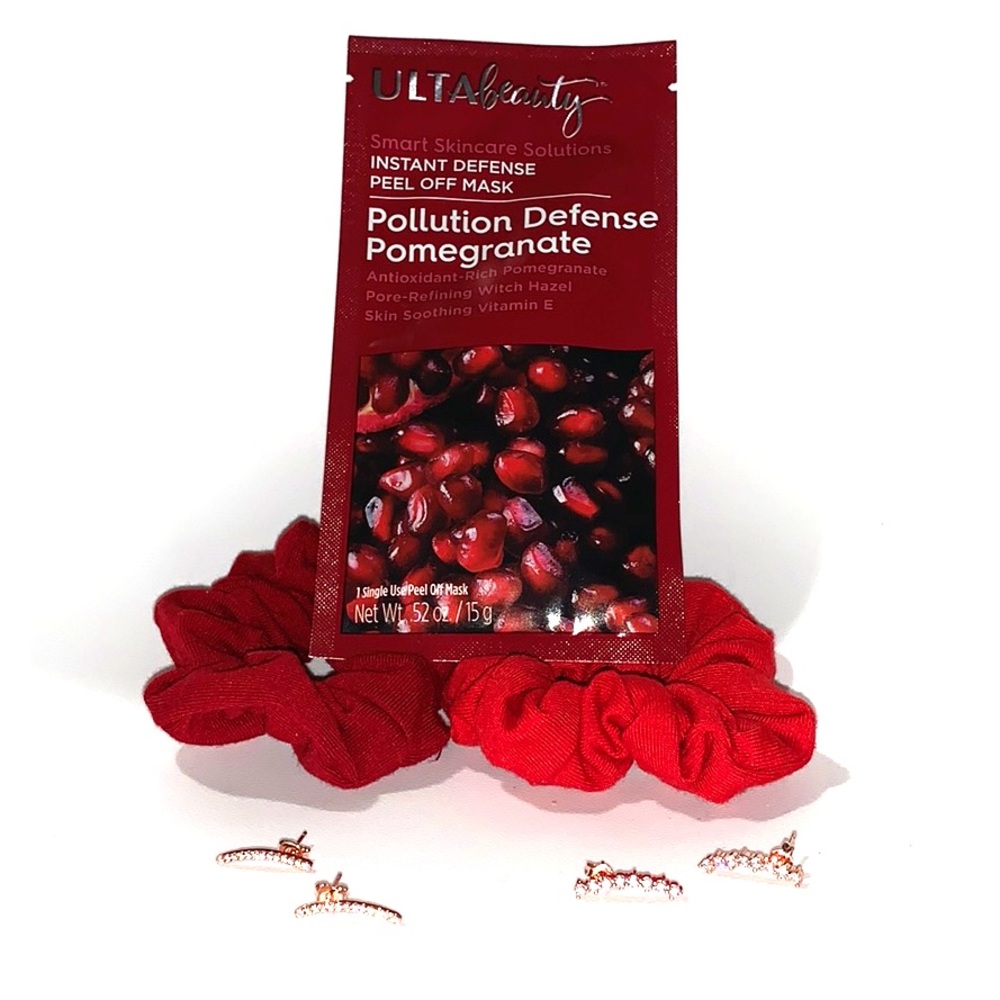 FACE MASK, EARRINGS, SCRUNCHIES🌹RED GIFT PACKAGE